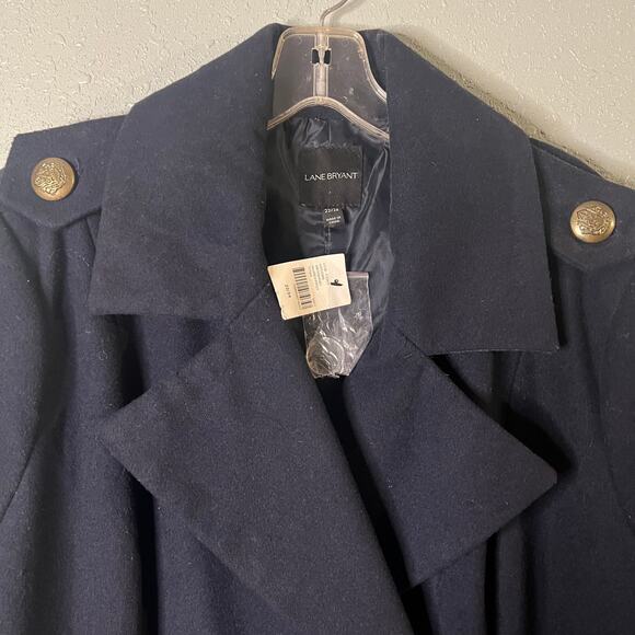 NWT Lane Bryant Women P Coat Navy Blue with Brass Buttons 22/24 Heavy Winter - Picture 3 of 14